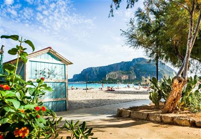 Mondello Beach auf Sizilien